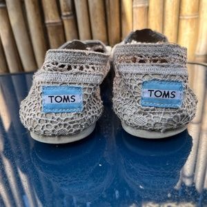 Toms 8W